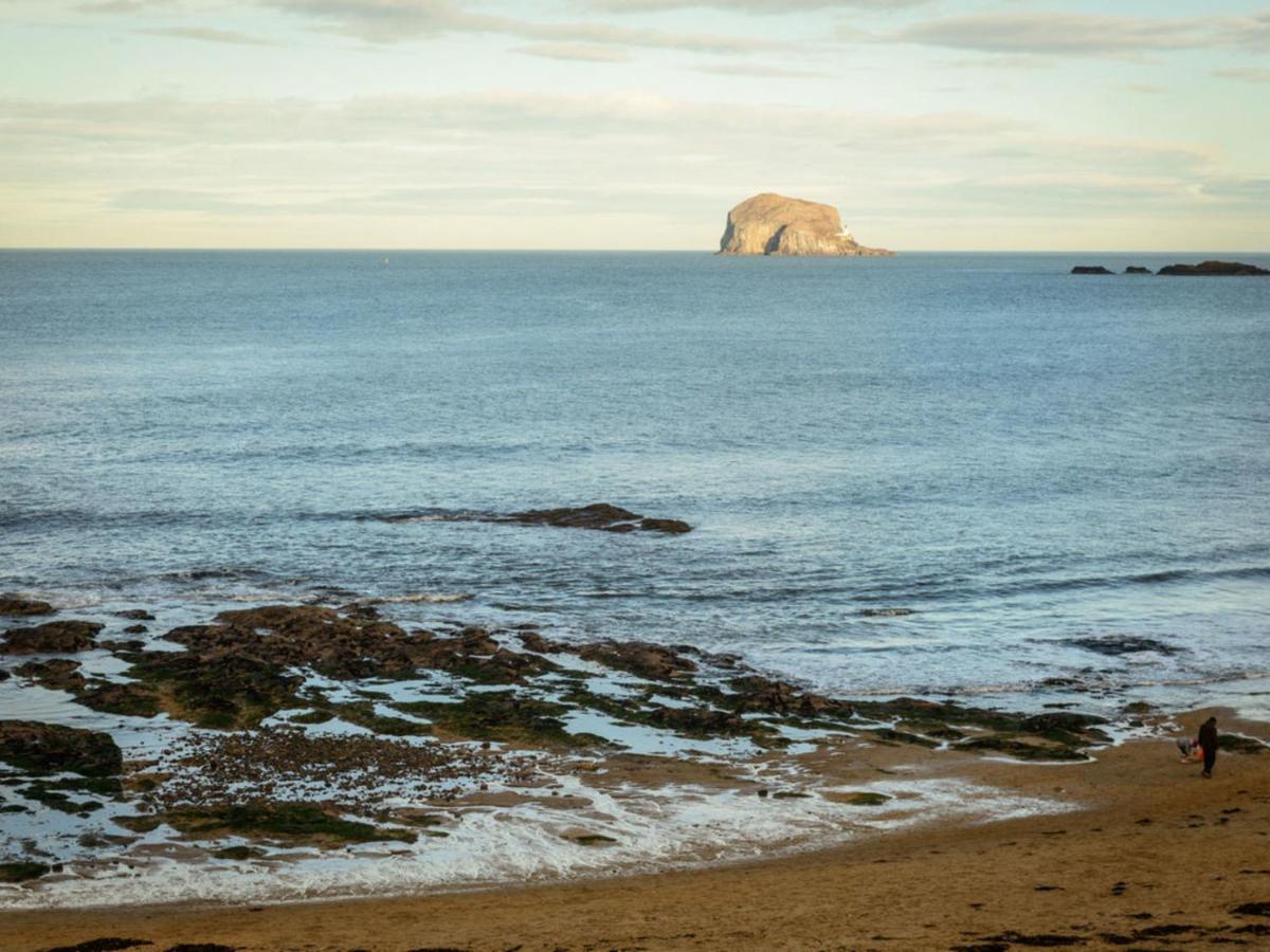 Bass Rock View Apartment North Berwick Exterior photo